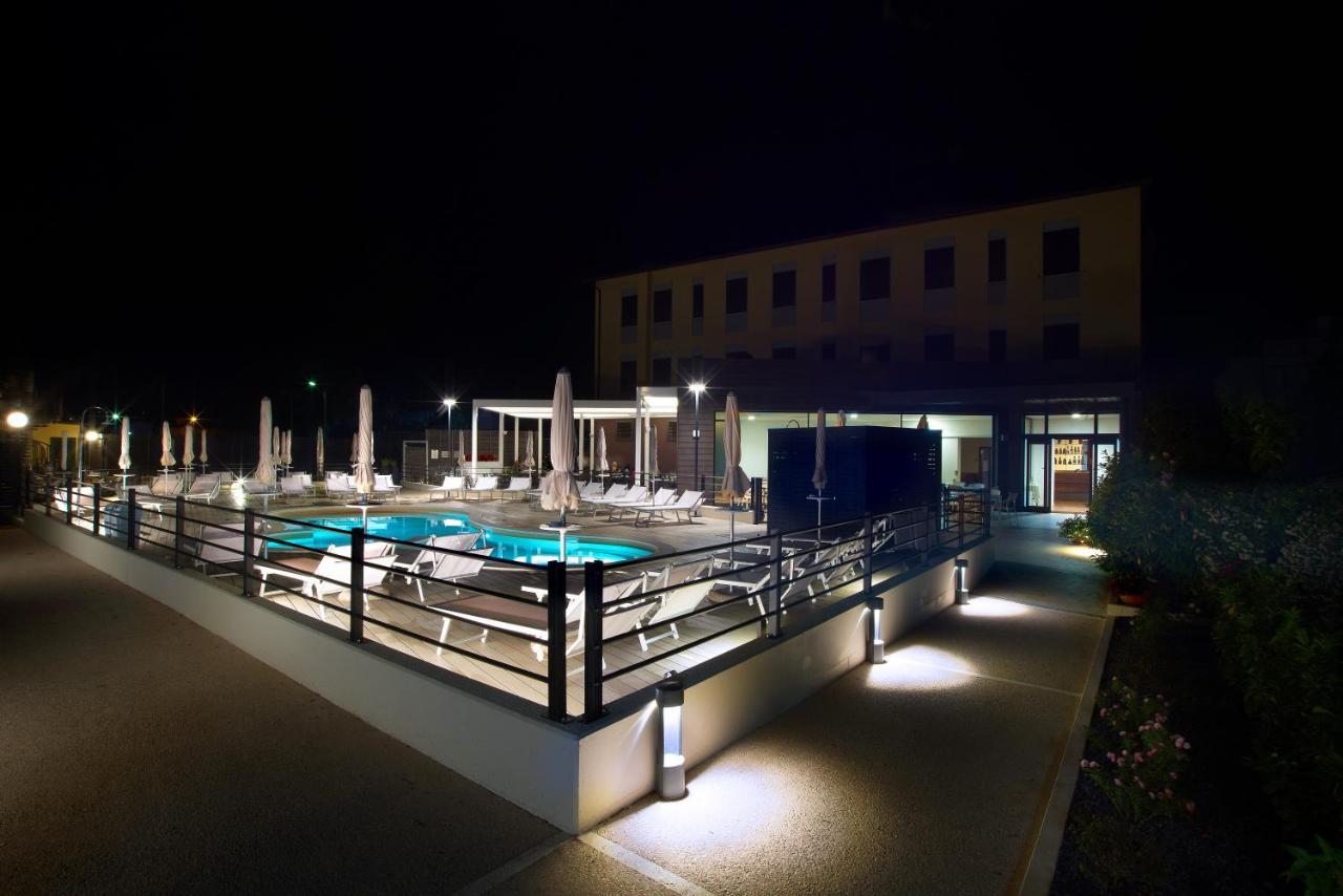 Hotel Ristorante Dante ตอร์จาโน ภายนอก รูปภาพ