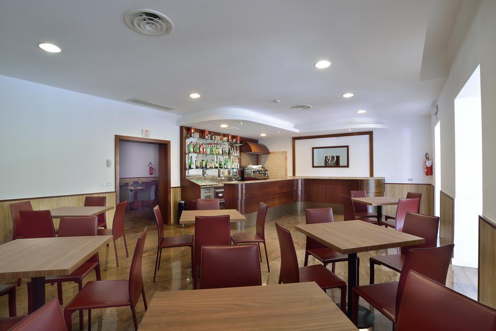 Hotel Ristorante Dante ตอร์จาโน ภายนอก รูปภาพ