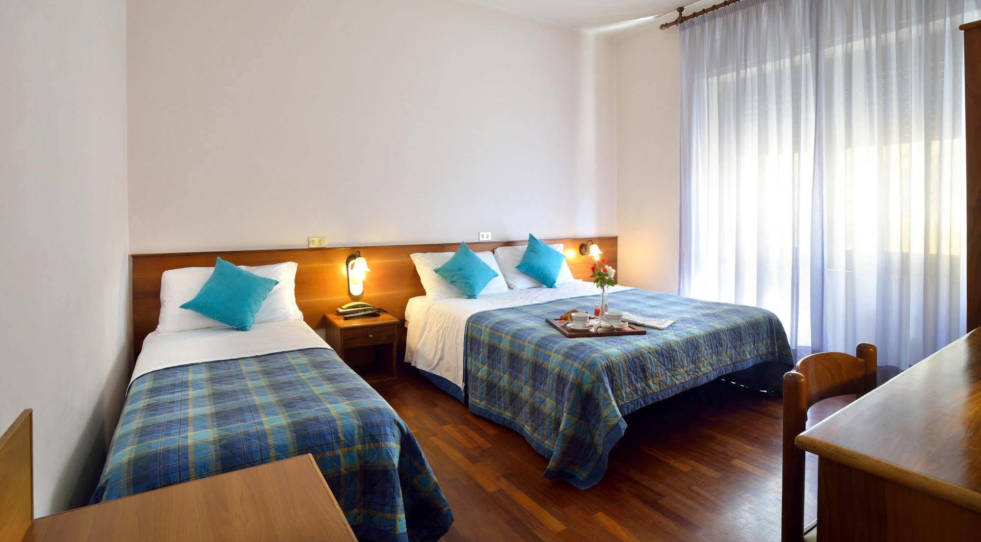 Hotel Ristorante Dante ตอร์จาโน ภายนอก รูปภาพ