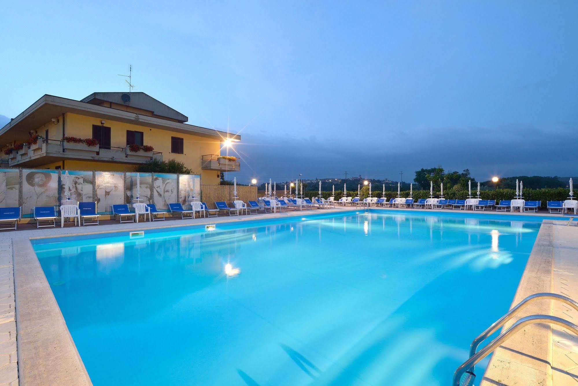 Hotel Ristorante Dante ตอร์จาโน ภายนอก รูปภาพ